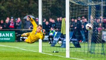 5000万欧签一锋线猛将！憾失姆巴佩后，大巴黎引援不看巨星看实用｜乐竞体育官方网站（配图示意）